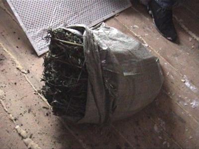 У рязанца нашли мешок марихуаны